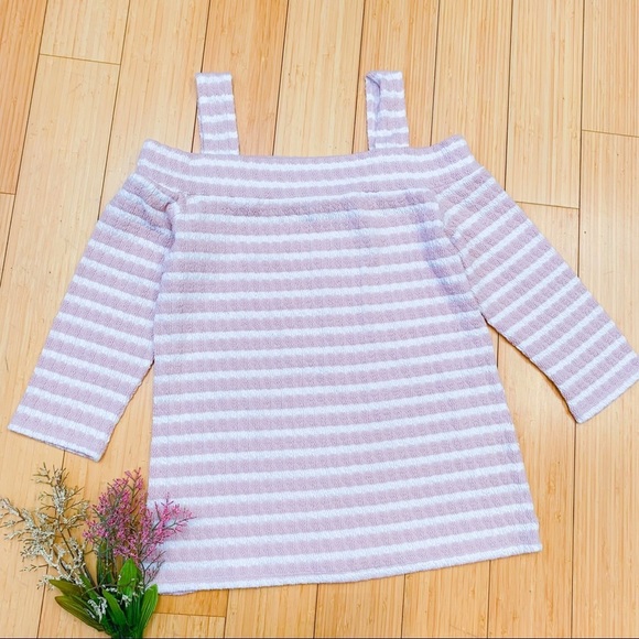 Kut From The Kloth Fridi Cold Shoulder Top, S. - Picture 1 of 6